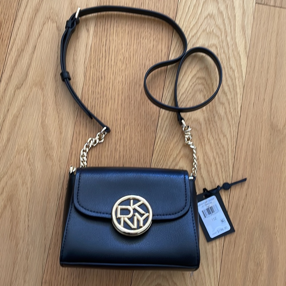 DKNY leina flap crossbody (new with tag)
